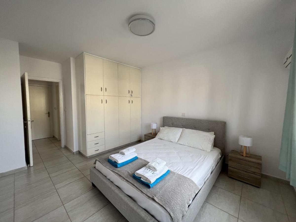 Royal-Seacrest Paphos-Center Vip Leilighet Eksteriør bilde