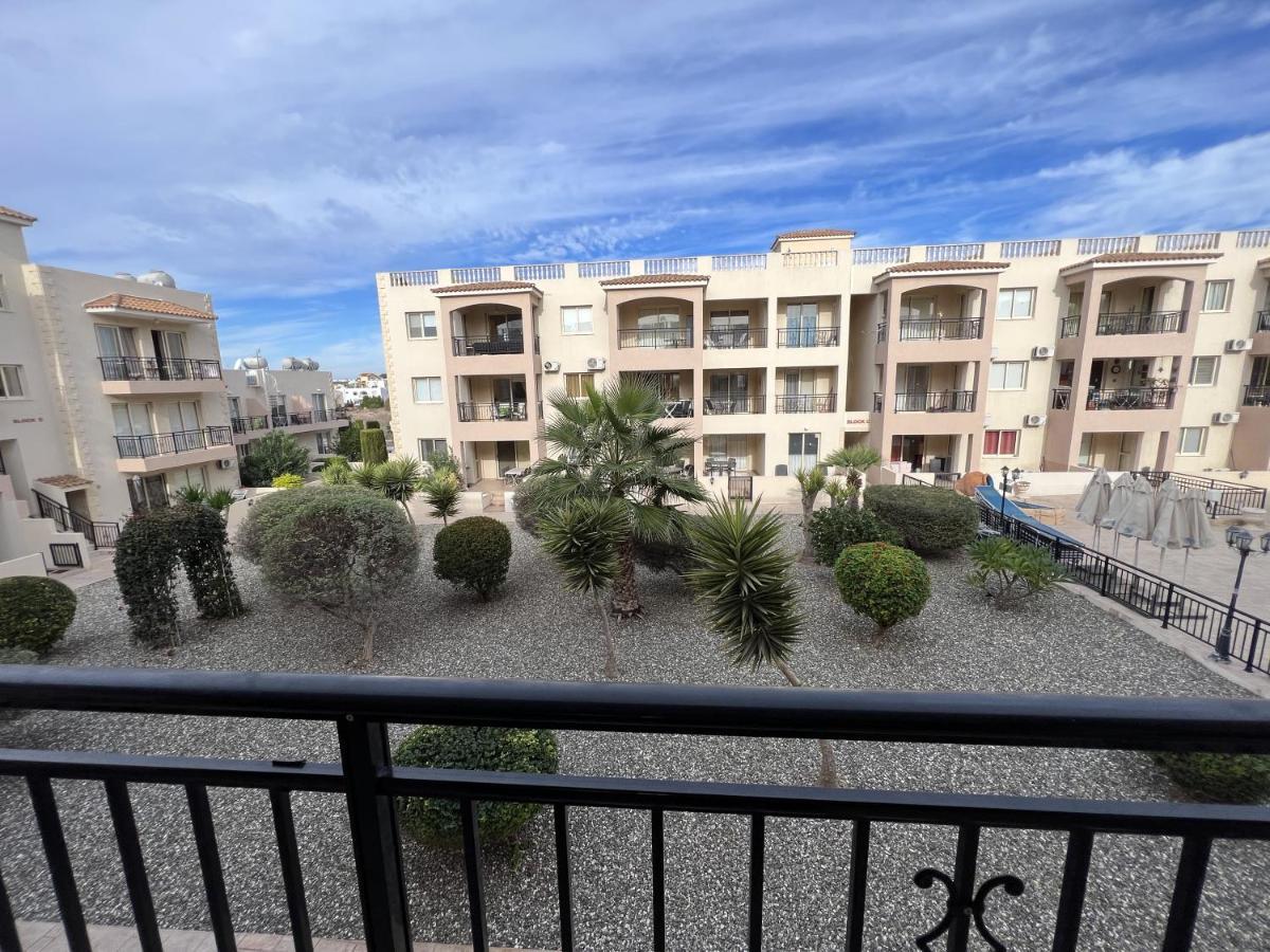 Royal-Seacrest Paphos-Center Vip Leilighet Eksteriør bilde